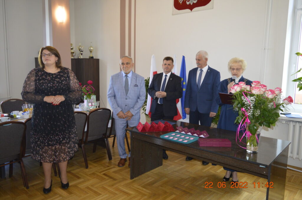 _DSC0312 Zdjęcia przedstawiają dostojnych jubilatów, którzy wysłuchali życzeń i słów najwyższego szacunku, uznania i podziękowania za trwałość małżeństwa i rodziny.