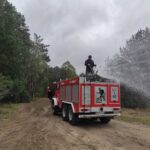 Wóz strażacki na drodze