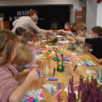 W czwartkowy ranek Gminna Biblioteka Publiczna przyjęła dwie grupy uczniów ze Szkoły Podstawowej im. Marii Kownackiej z Mlęcina.