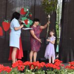 dwie kobiety i dziewzynka