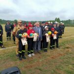 Drużyna strażaków