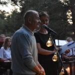 mezczyzna broda mikrofon