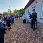 Image_1696227770222 budynek ksiasz strazak ludzie