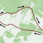 Na mapie znajduje się przedstawiona trójkątna trasa, która zaczyna się i kończy przy OSP Rynia. Trasa pochodząca przez lokalizację Nowa Rynia i Żukówek, a strzałki prowadzące do przejścia się.