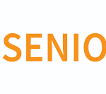 Logo programu Senior+ na białym tle. Po lewej stronie pomarańczowy domek z sercem. Obok napis Senior+ w tym samym kolorze.